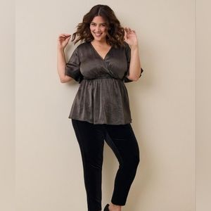 Lily Babydoll Crinkle Chiffon Surplice Blouse - PLUS SIZE 00 / M/L / 10 (D4)